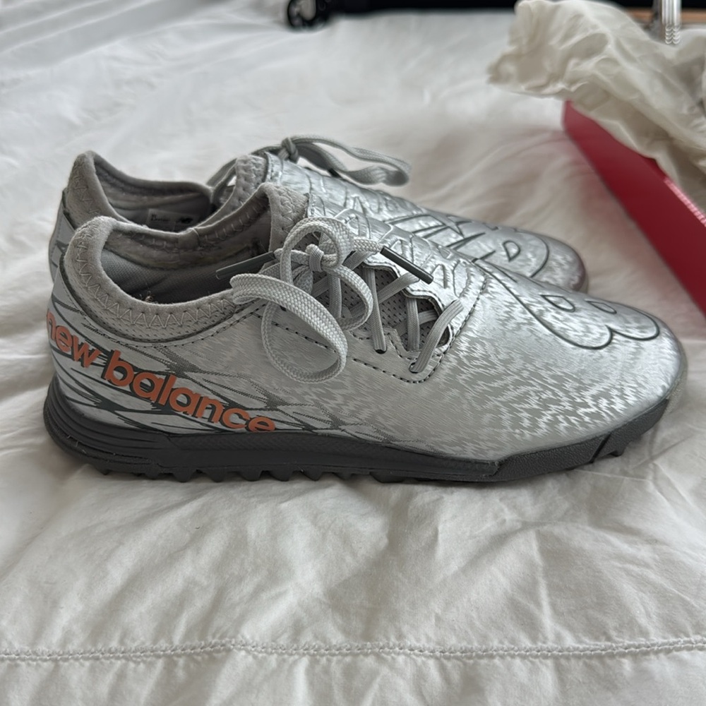 New Balance Kids Turf Shoe Sneakers - Grey